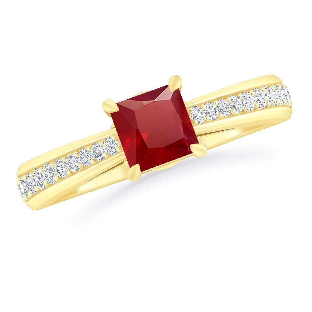 Yellow Gold - Ruby