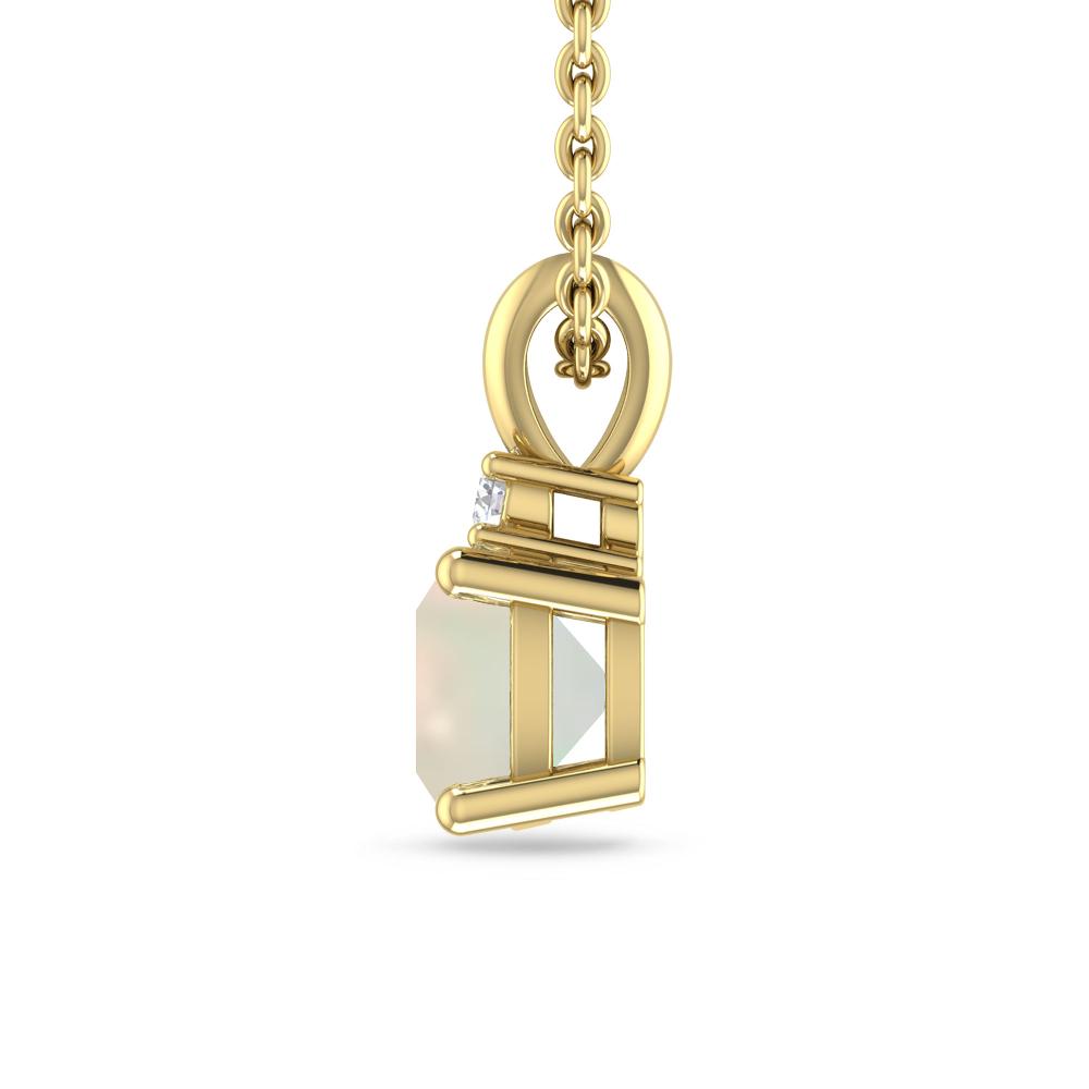 Yellow Gold - Opal